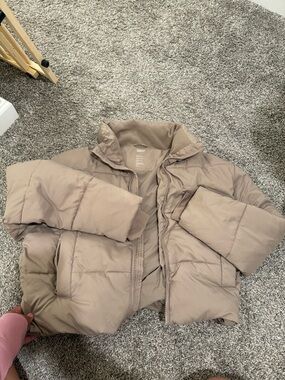 Girlfriend collective puffy jacket